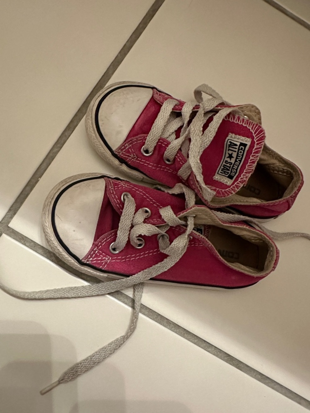 Converse All Stars Magenta Sneakers
